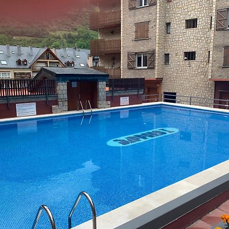 Estudio 2-4 Personas En Vielha-Baqueira Buitenkant foto